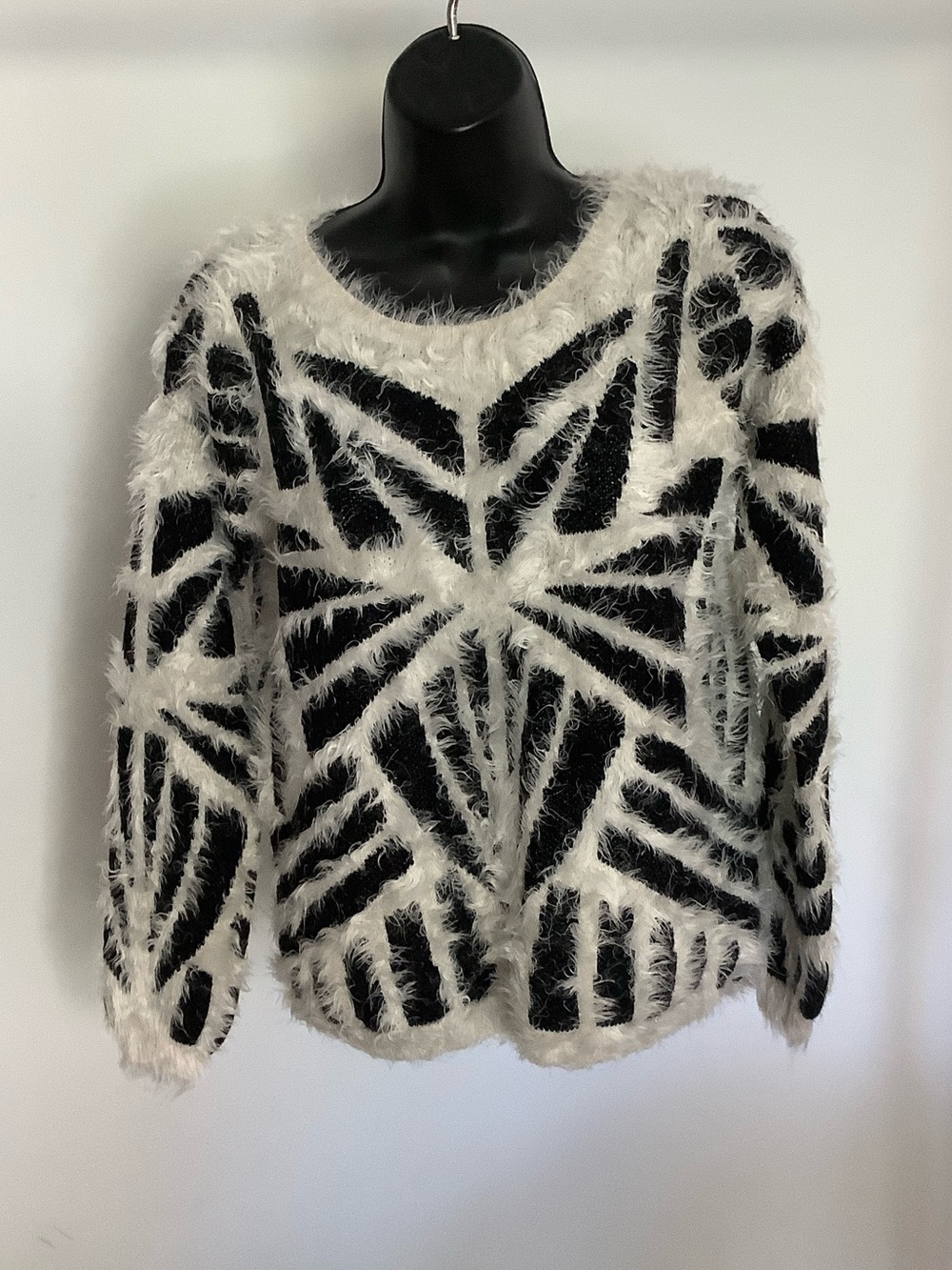 Cliche Black & White Eyelash Pullover Sweater, Medium